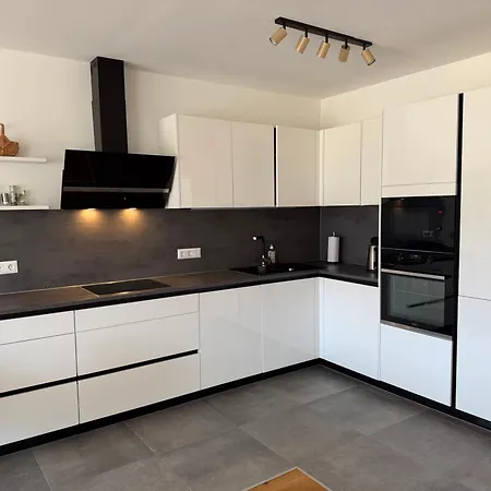 Panovista19 - Premiumwohnung Faaker Mit Klimaanlage * Finkenstein am Faaker See